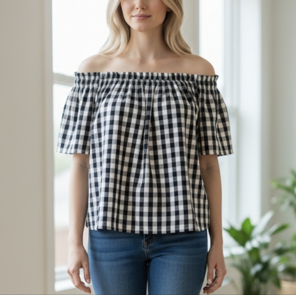 Cavalini Black And Whiye Gingham Top, Size Large